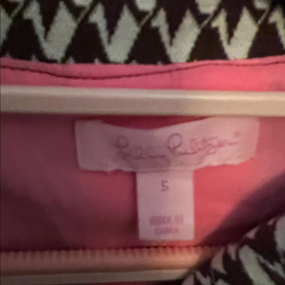 Lilly Pulitzer Brown and Cream Houndstooth Cape - Picture 2 of 2